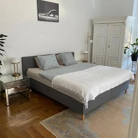 Allomas Apartamento