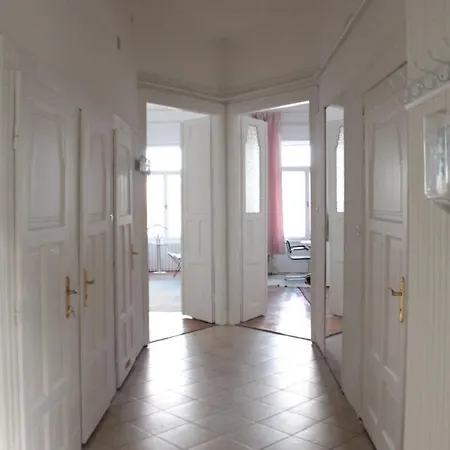 Allomas 布达佩斯